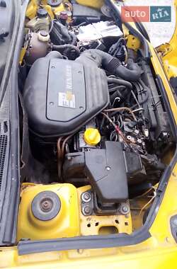 Минивэн Renault Kangoo 2000 в 