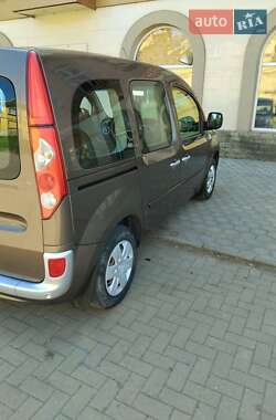 Минивэн Renault Kangoo 2012 в 