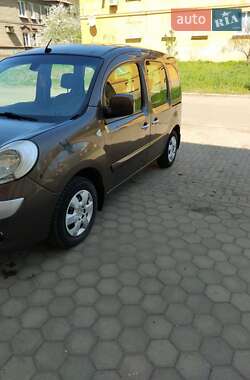 Минивэн Renault Kangoo 2012 в 