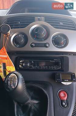Минивэн Renault Kangoo 2012 в 