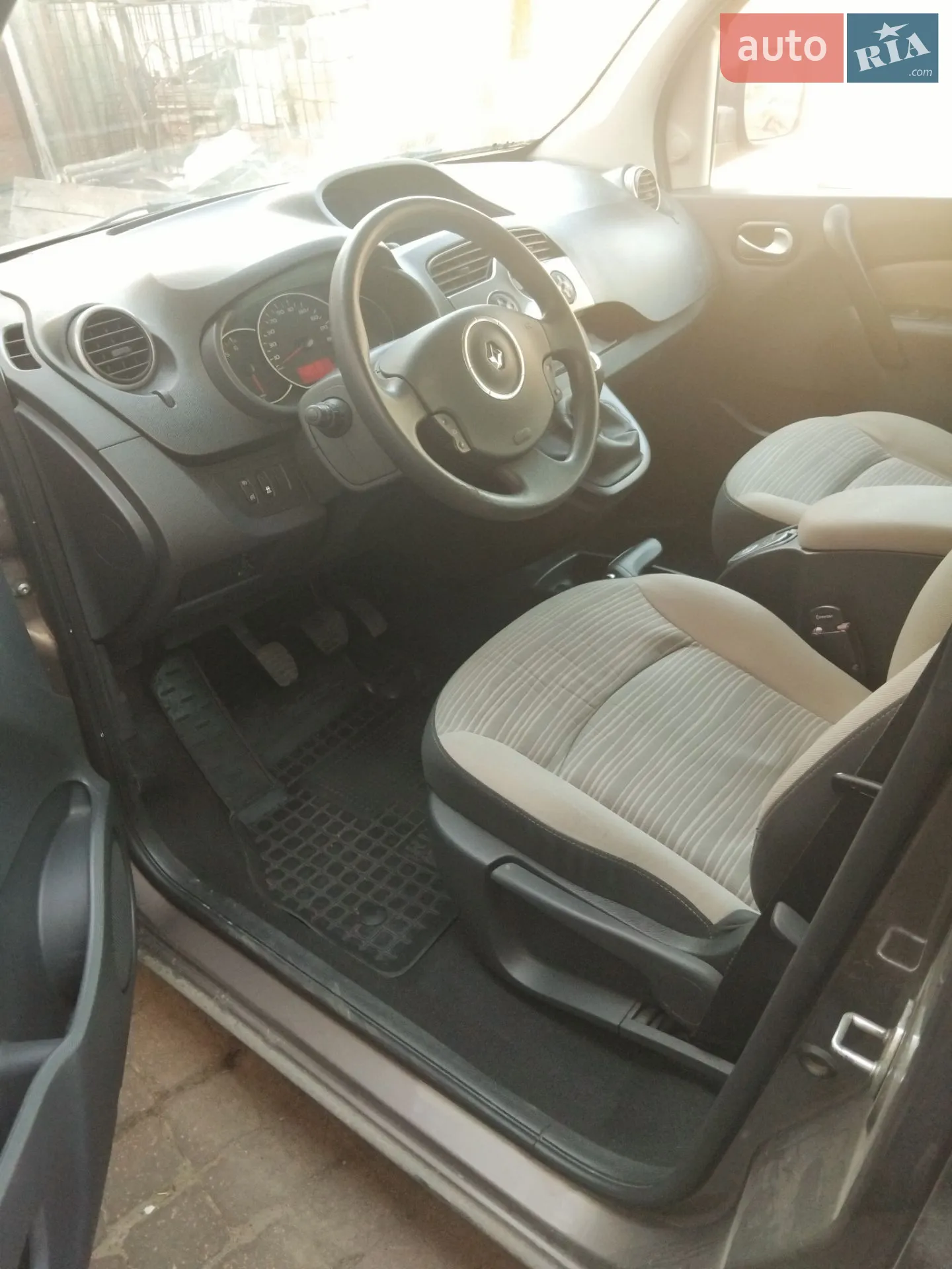 2012 Renault Kangoo - мініатюра 26