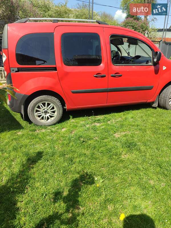 Мінівен Renault Kangoo 2009 в Чернівцях