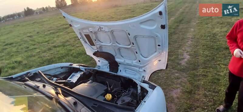 Мінівен Renault Kangoo 2002 в Львові