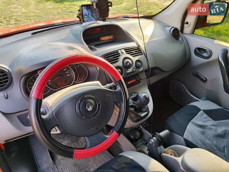 Мінівен Renault Kangoo 2009 в Лубнах