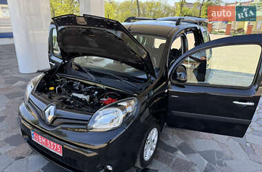 Мінівен Renault Kangoo 2015 в 