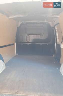 Грузовой фургон Renault Kangoo 2019 в 