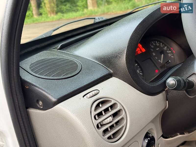 Минивэн Renault Kangoo 2007 в Ахтырке
