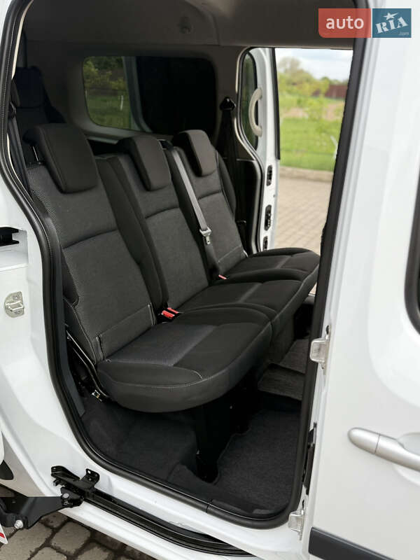 Мінівен Renault Kangoo 2015 в Києві