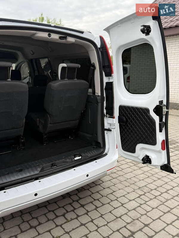 Мінівен Renault Kangoo 2015 в Києві