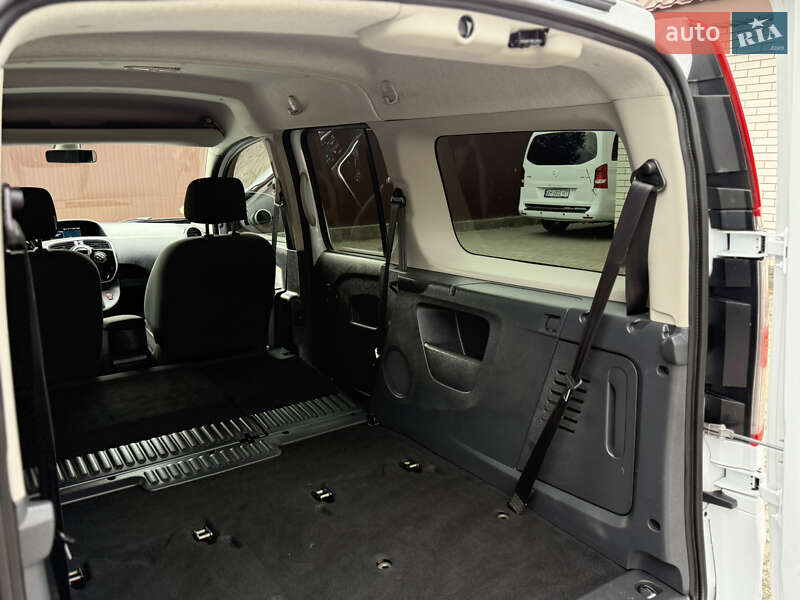 Мінівен Renault Kangoo 2015 в Києві