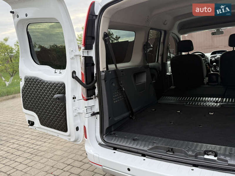 Мінівен Renault Kangoo 2015 в Києві