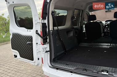Минивэн Renault Kangoo 2015 в 