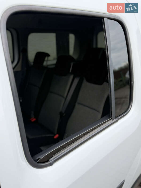Мінівен Renault Kangoo 2015 в Києві