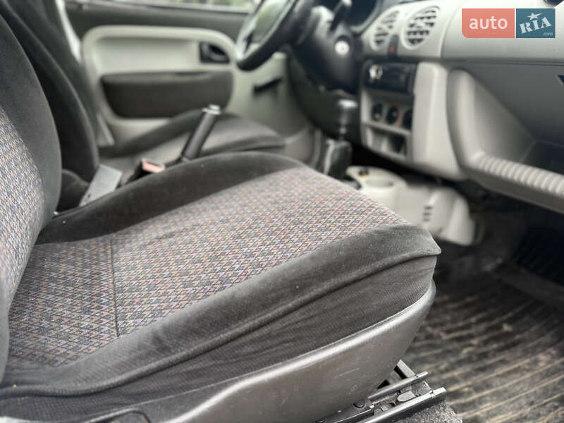 Мінівен Renault Kangoo 2005 в Рівному