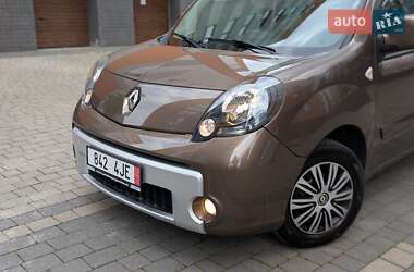 Мінівен Renault Kangoo 2012 в 