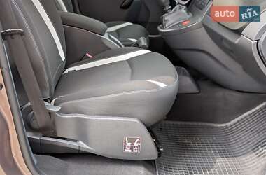 Мінівен Renault Kangoo 2012 в 