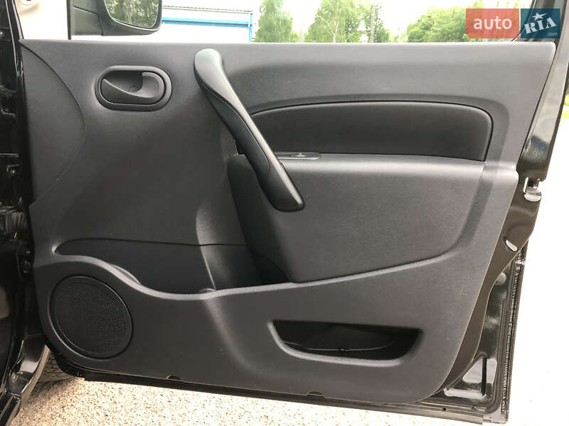 Минивэн Renault Kangoo 2012 в Ровно