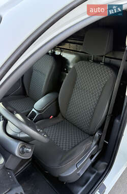Вантажний фургон Renault Kangoo 2015 в 