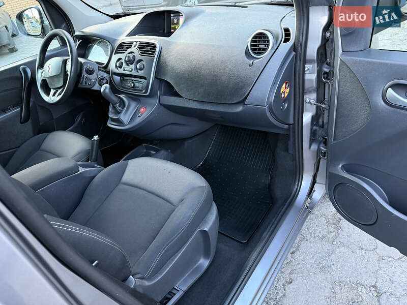 Мінівен Renault Kangoo 2018 в Дніпрі