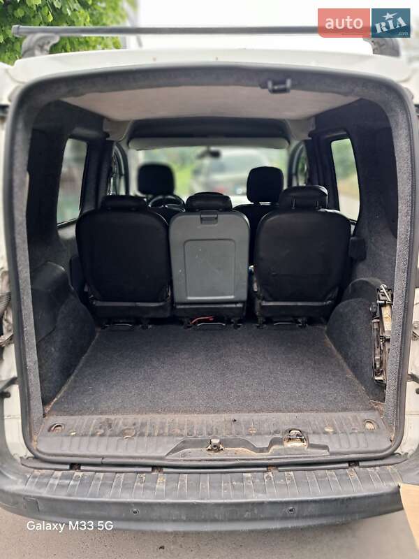 Інші вантажівки Renault Kangoo 2011 в Дніпрі