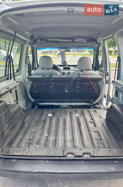 Минивэн Renault Kangoo 2006 в 