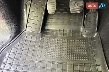 Грузовой фургон Renault Kangoo 2013 в 