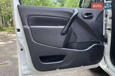 Грузовой фургон Renault Kangoo 2013 в 