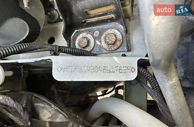 Грузовой фургон Renault Kangoo 2013 в 