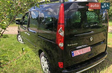 Минивэн Renault Kangoo 2011 в 