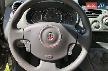 Минивэн Renault Kangoo 2011 в 