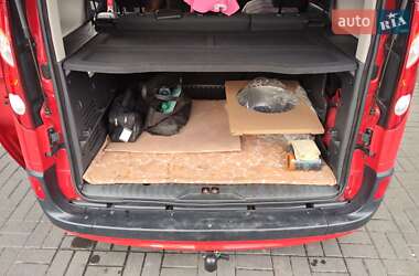 Минивэн Renault Kangoo 2011 в 