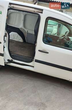 Грузовой фургон Renault Kangoo 2015 в 
