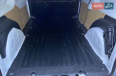 Грузовой фургон Renault Kangoo 2021 в 