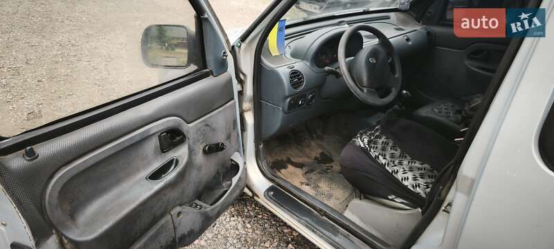 Минивэн Renault Kangoo 2000 в Киеве