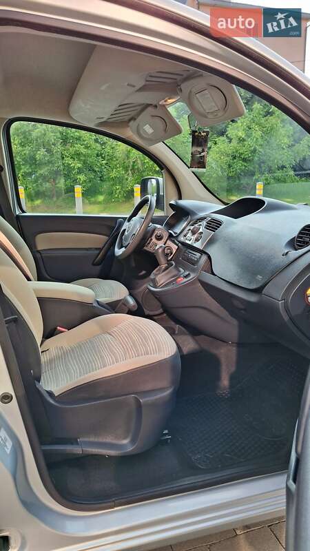 Минивэн Renault Kangoo 2012 в Луцке
