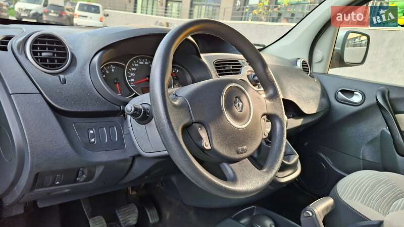 Минивэн Renault Kangoo 2012 в Луцке