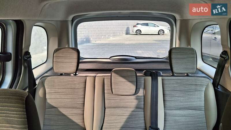 Минивэн Renault Kangoo 2012 в Луцке