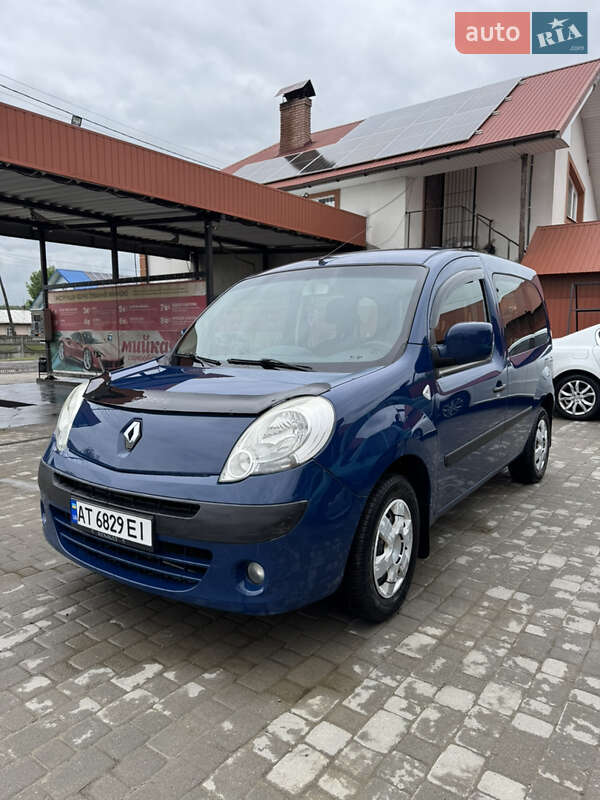 Мінівен Renault Kangoo 2010 в Косові