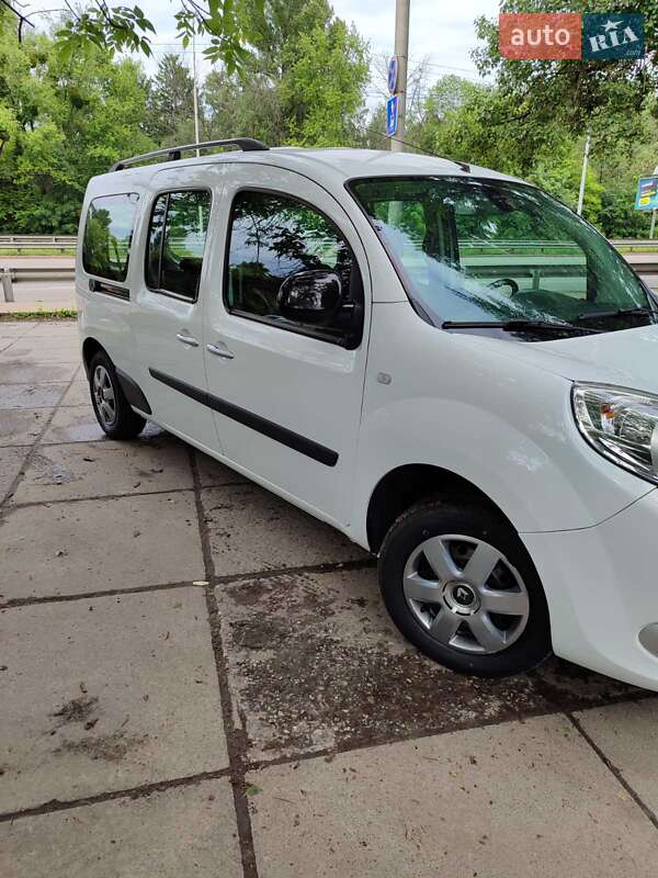 Минивэн Renault Kangoo 2014 в Киеве