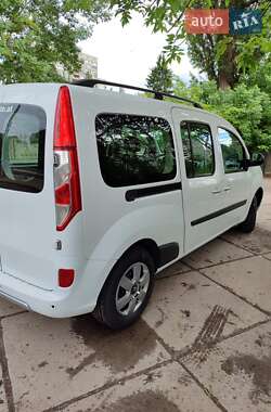 Минивэн Renault Kangoo 2014 в 