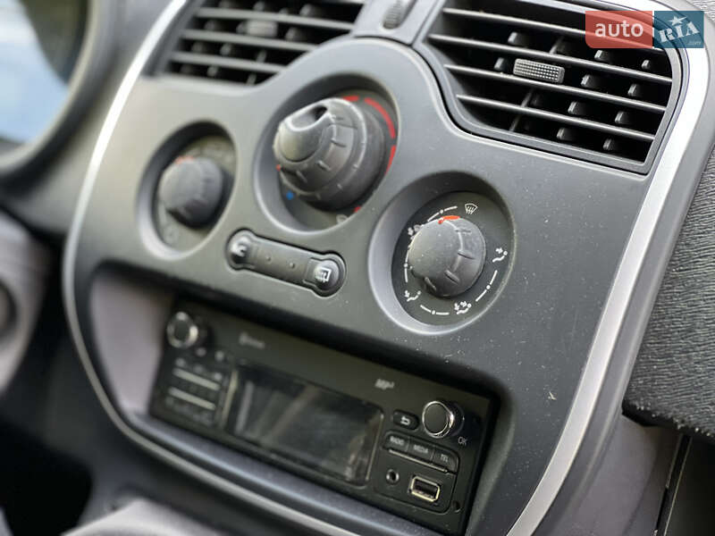 Минивэн Renault Kangoo 2014 в Луцке