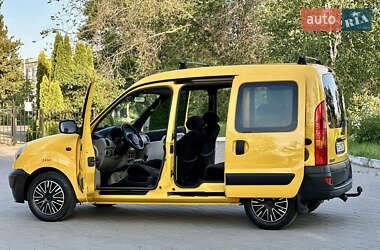 Минивэн Renault Kangoo 2003 в 