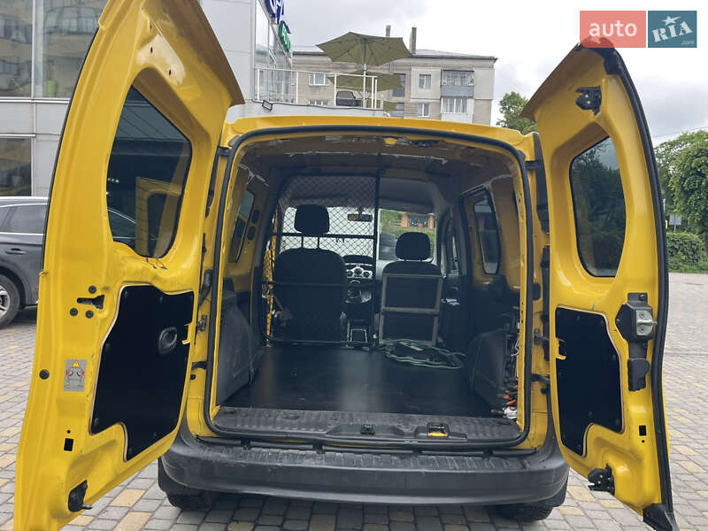 Вантажний фургон Renault Kangoo 2013 в Львові