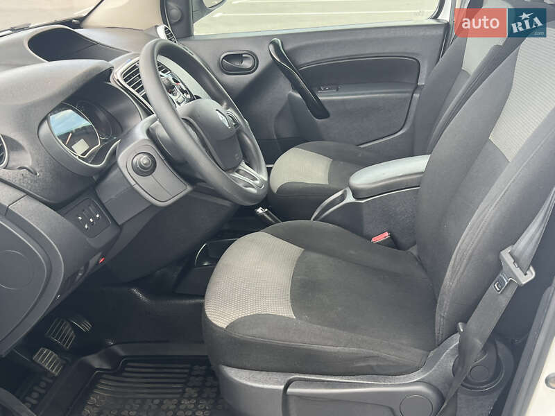 Мінівен Renault Kangoo 2018 в Дніпрі