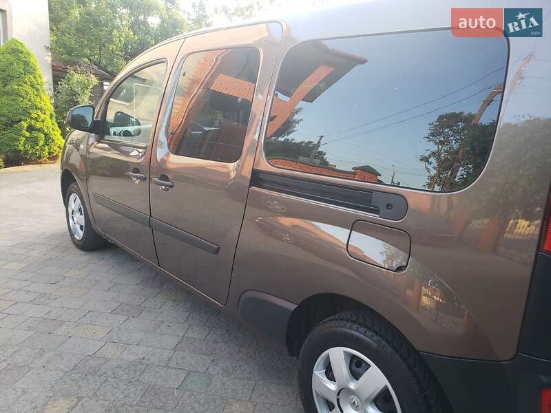 Мінівен Renault Kangoo 2014 в Луцьку