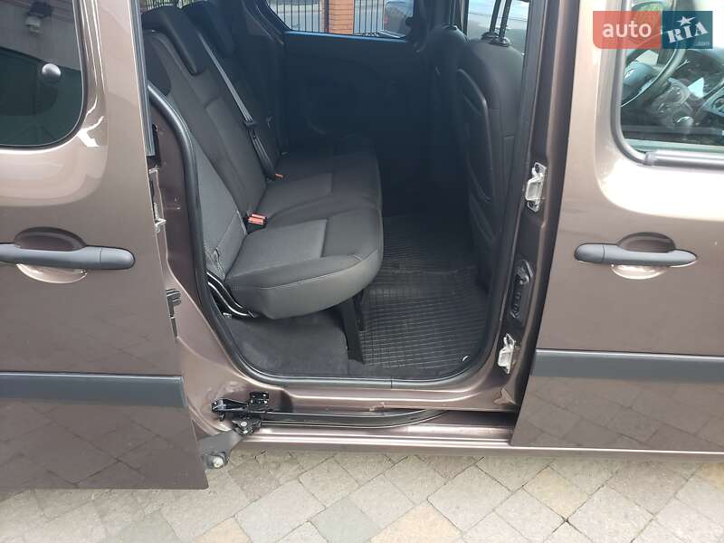 Мінівен Renault Kangoo 2014 в Луцьку