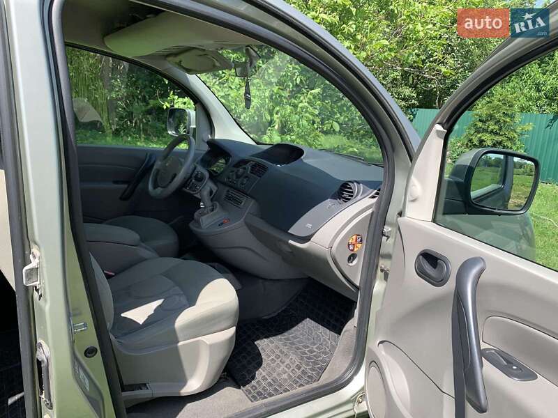 Минивэн Renault Kangoo 2010 в Пирятине