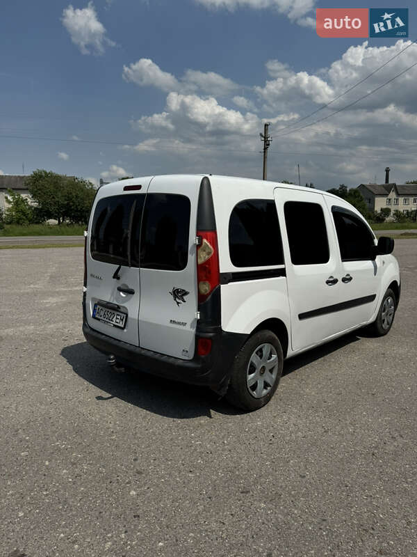 Грузовой фургон Renault Kangoo 2011 в Дубно