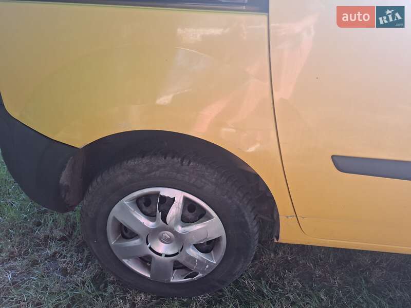 Минивэн Renault Kangoo 2015 в Ужгороде