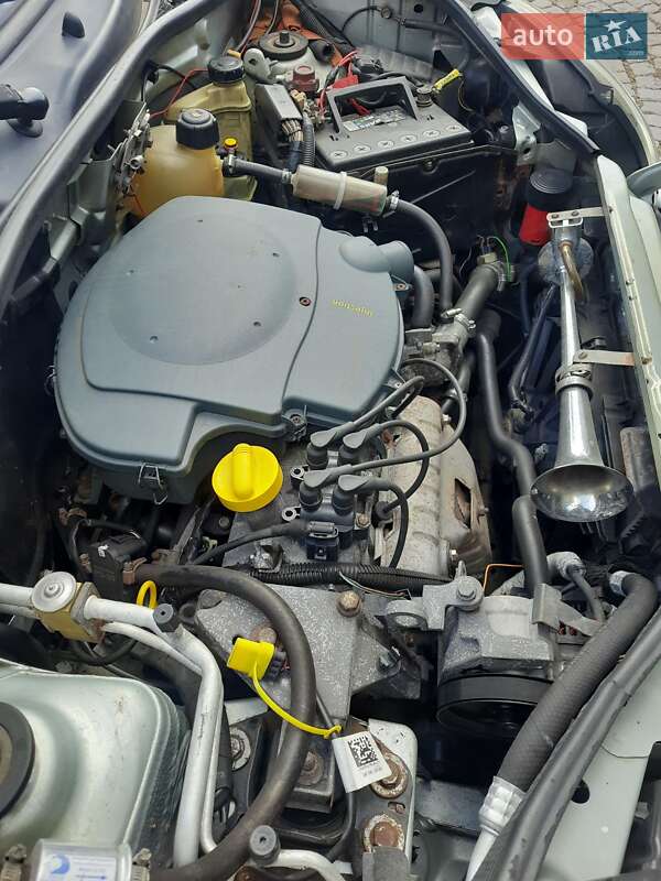 Минивэн Renault Kangoo 2004 в Харькове